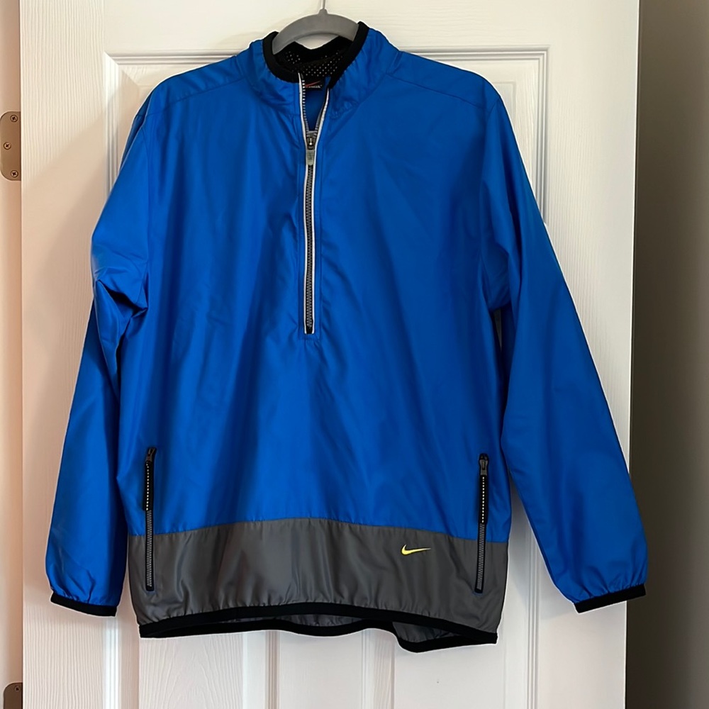Nike Running Lightweight Windbreaker